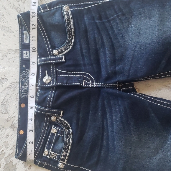 Miss Me Jeans Embellished Embroidered Studded Capri Dark Wash Sz14 - Picture 5 of 9